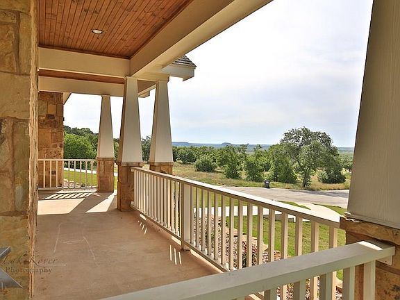 2nd image of 125 Sandstone Ct