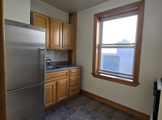 33-14 34th Ave #3D, Astoria, NY 11106