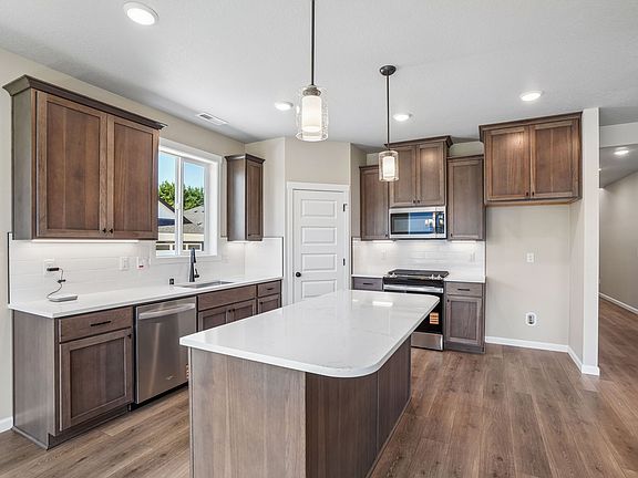 10703 NE 109th WAY by Aho Construction