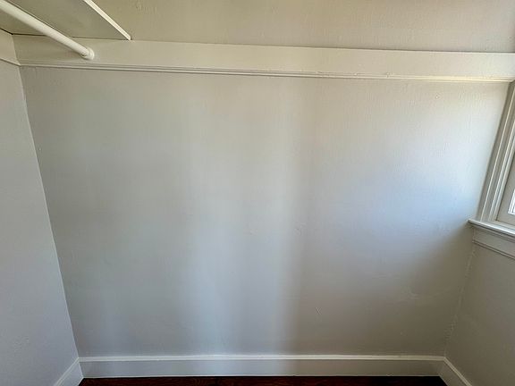 2nd image of 892 Noe St APT B