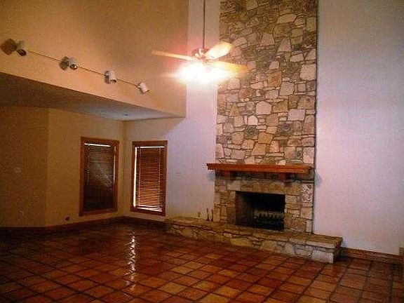 2nd image of 1512 Sarazen Ct