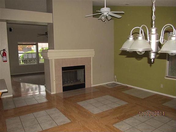 5th image of 2434 Garden Oak Dr
