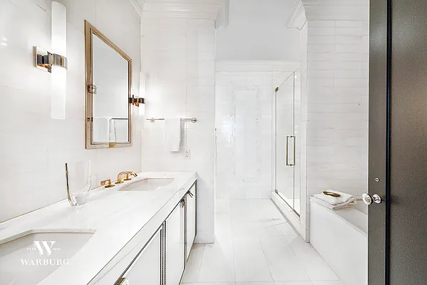 Sold by Warburg | media 3