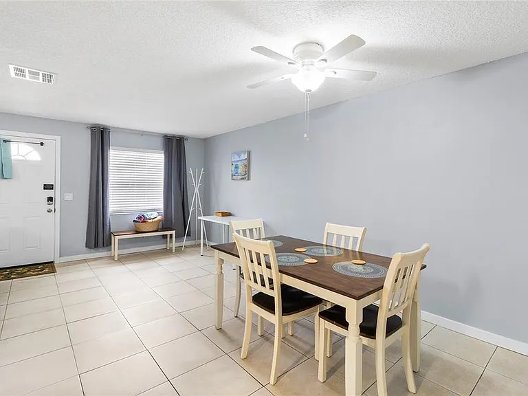 2272 16th Ave SW #C — Photo 12