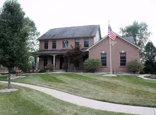 1583 Hawk Ridge Dr, Maineville, OH 45039