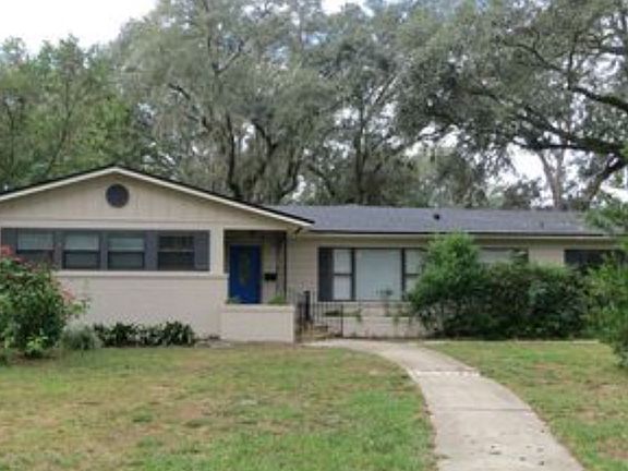 2nd image of 1832 Mount Vernon Dr