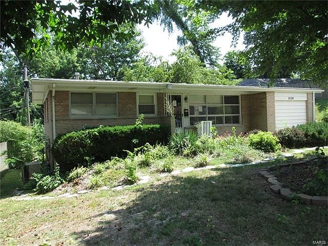 2nd image of 2120 S New Florissant Rd