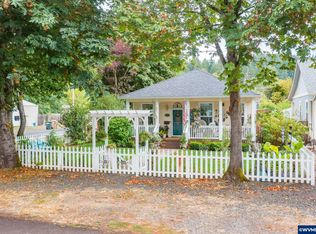 601 Calapooia Ave, Brownsville, OR 97327