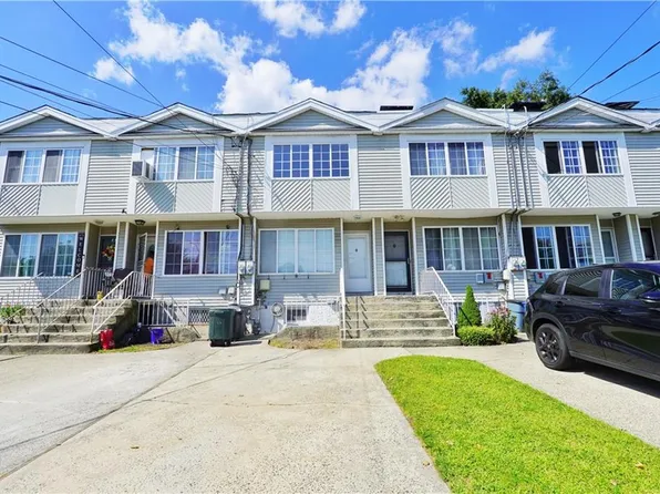 44 Summerfield Pl, Staten Island, NY 10303