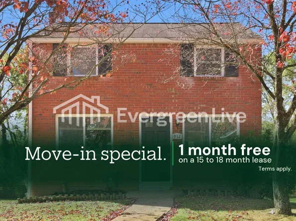 912 Macfarlane Dr, Pittsburgh, PA 15235