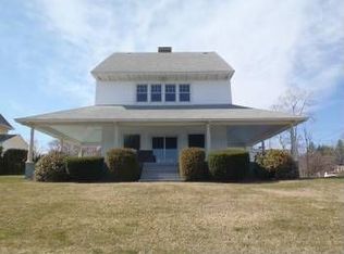 46 Shawomet Ave, Warwick, RI 02889