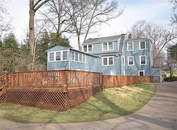 2nd image of 331 Orchard Ave