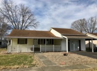 110 Fairview Dr, Carmi, IL 62821