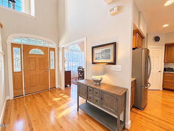4th image of 126 Crystal Bay Rd