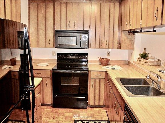 4th image of 1500 Lake Park Dr SW APT 55