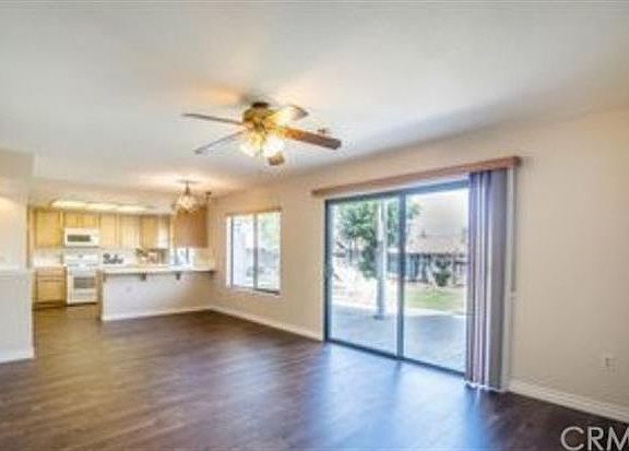 5th image of 26156 Camelot Ave