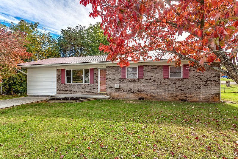 1st image of 3103 Suzanne St