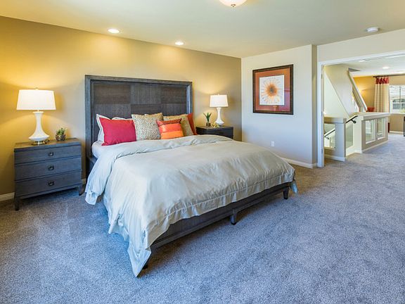 Luxurious Owner s Suite