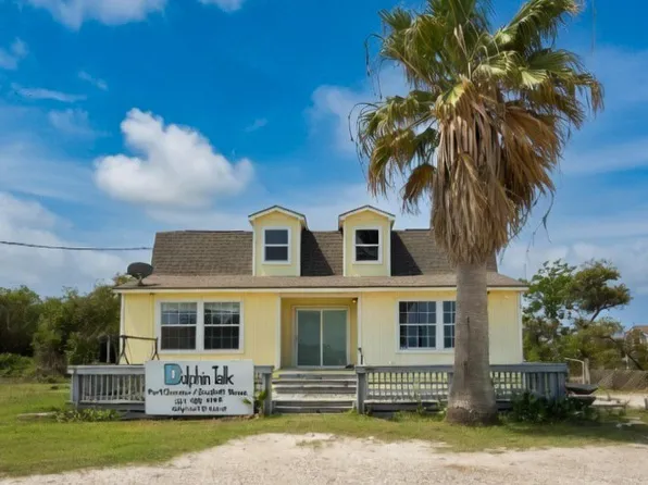 2232 W Monroe Ave, Port O Connor, TX 77982