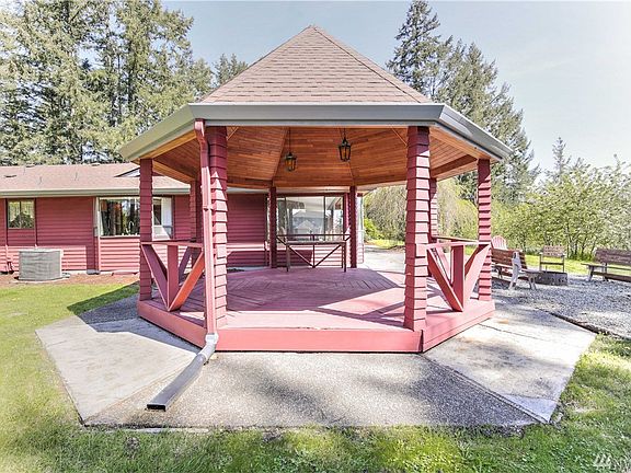 4th image of 19221 86th Ave E