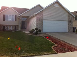 6119 39th Ave NW, Rochester, MN 55901