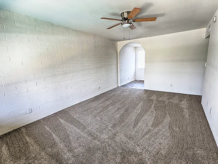 Winterhaven Apartments — Photo 20