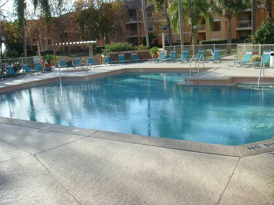 1st image of 3008 Parkway Blvd APT 202