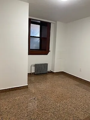 Rented by Bond New York | media 9