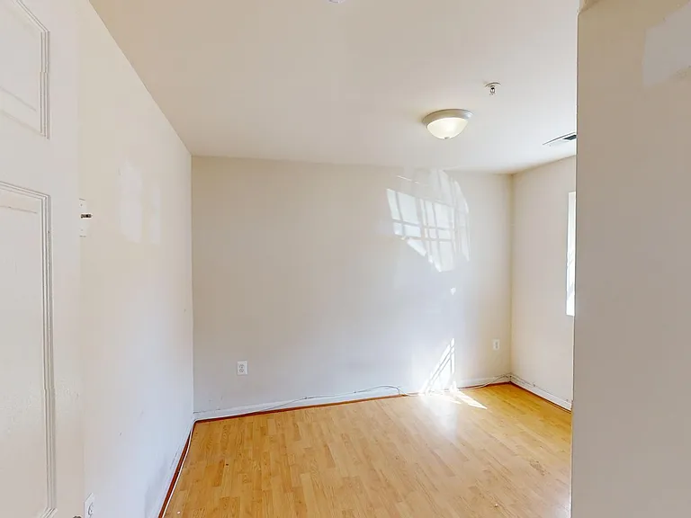 734 Park Rd NW #B4 — Photo 7