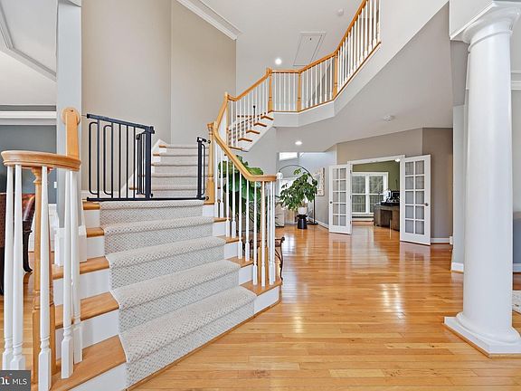 4th image of 10908 Sassan Ln
