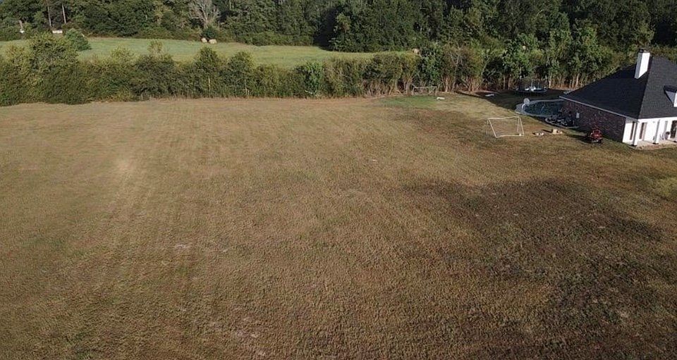 2nd image of 260 Damascus Rd