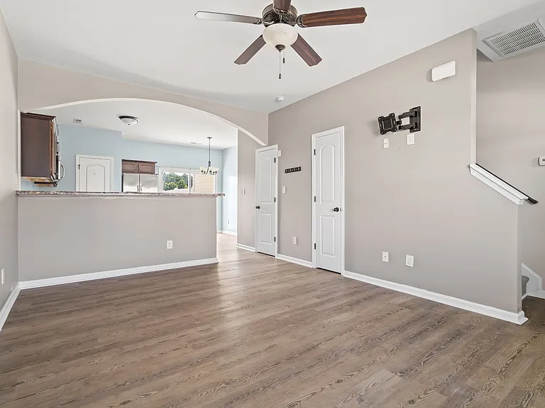 108 Justice Farm Dr — Photo 4