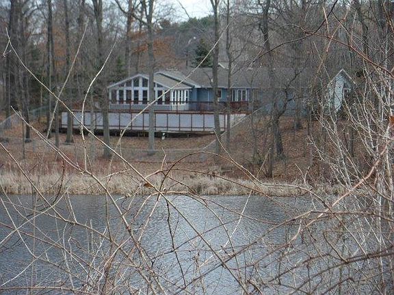 2nd image of 406 Fairwood Dr