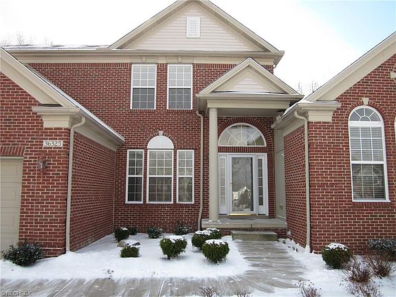 2nd image of 36325 Montrose Way