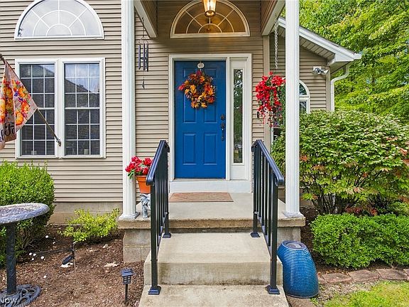 5th image of 2445 Plum Creek Dr