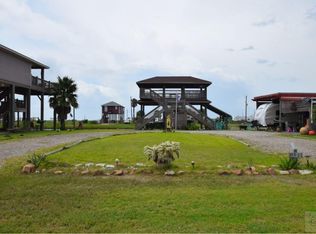 1123 Rosenboom, Pt Bolivar, TX 77650