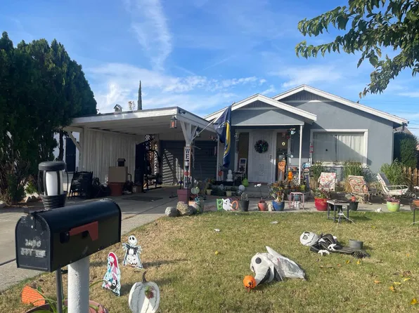 253 E Sacramento St, Coalinga, CA 93210