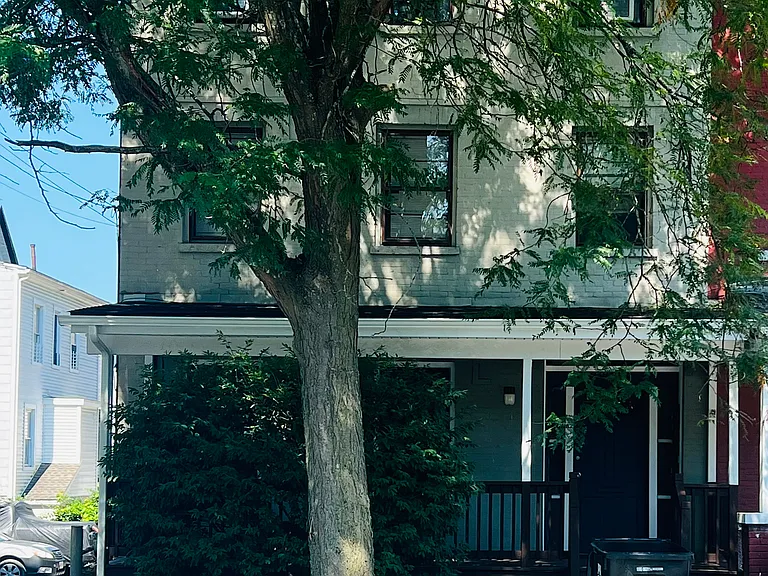 82 Garden St #1 — Photo 1