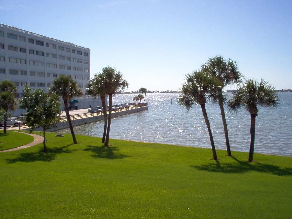 1 bed, 1050 sqft, $2,800 — Photo 3