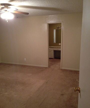 3rd image of 3 Cattail Rd
