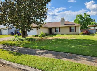 1044 Sharpsburg Dr SE, Huntsville, AL 35803