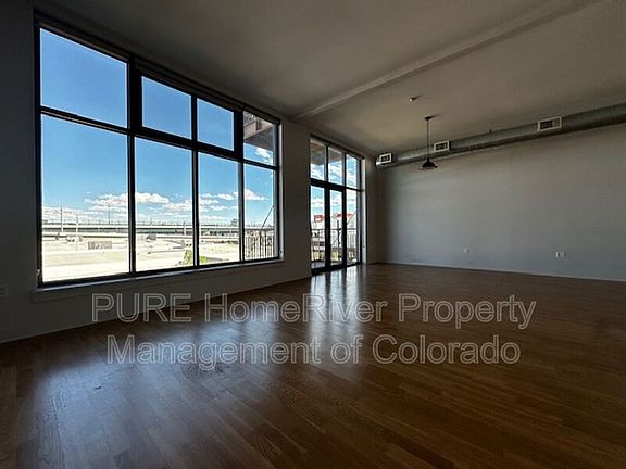 4th image of 3100 Huron St Unit 3I