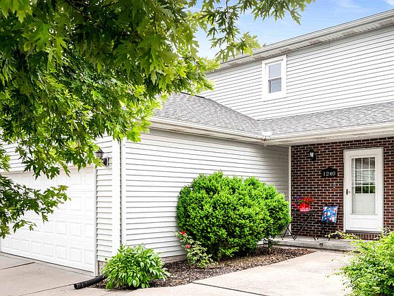 2nd image of 1240 Beacon Hill Ct