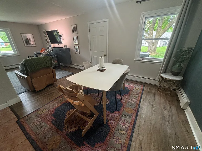45 Sherman Rd — Photo 7