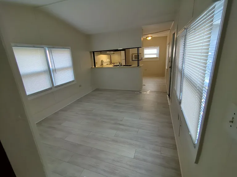 2100 W Mason Ave — Photo 14