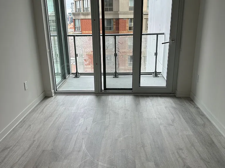 70 Princess St #709 — Photo 5