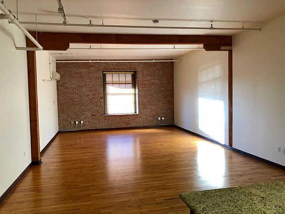 3rd image of 448 W Market St Unit 304