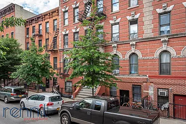 Rented by Rennit Inc.