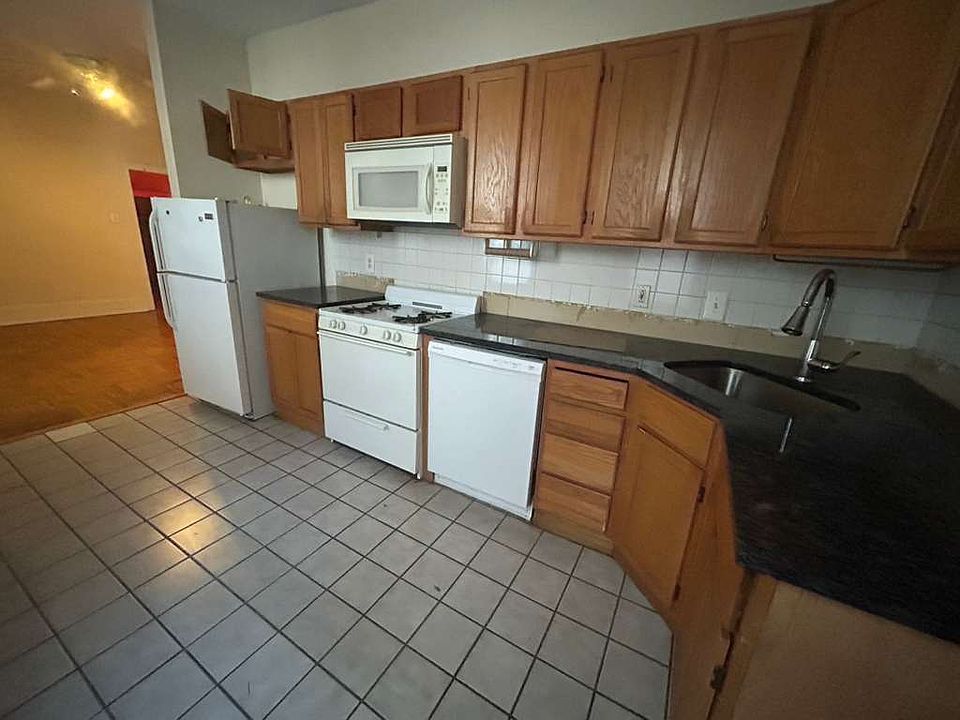 1st image of 4149 Ridge Ave #1A