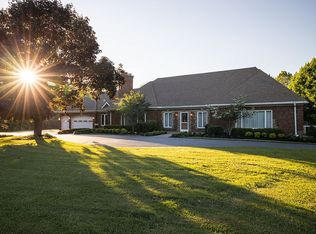 100 Schultz Rd, Buffalo, NY 14224